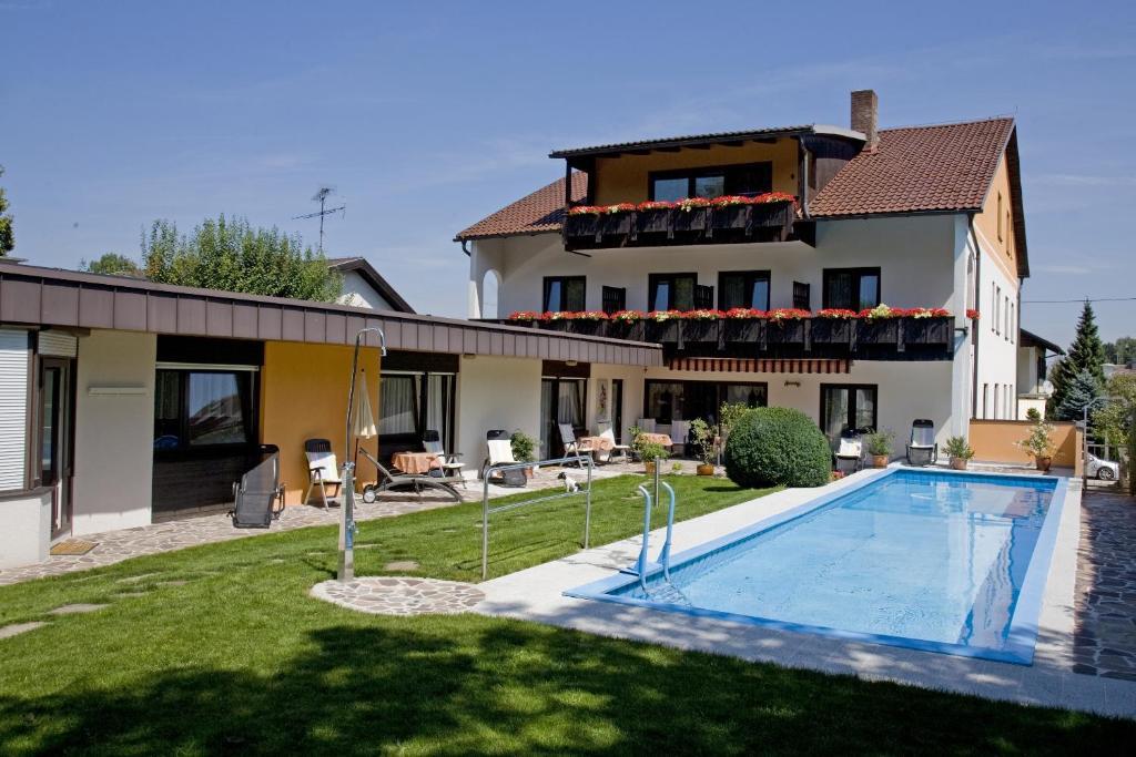 Parkpension Billroth Bad Hall Εξωτερικό φωτογραφία